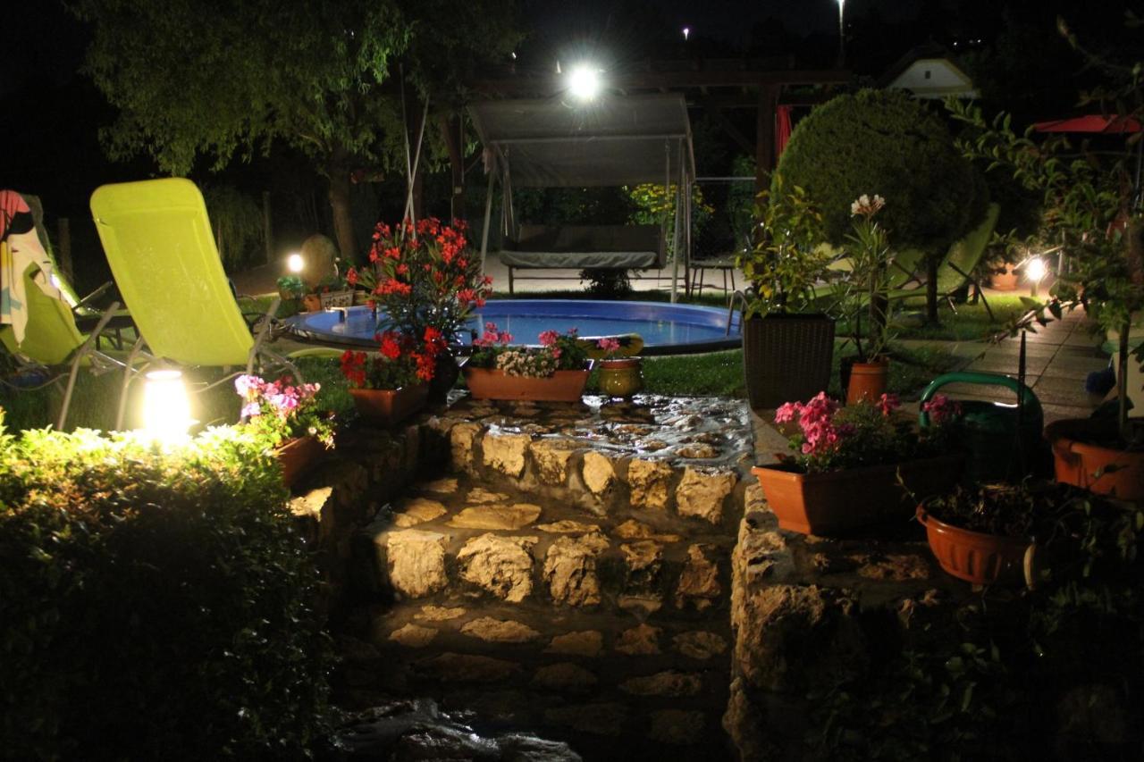 Simon Vendeghaz Balatongyoeroek Apartment Exterior photo
